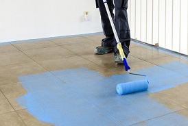 Priming the floor for leveling