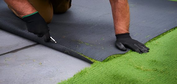 modern Artificial Grass Installation dubai